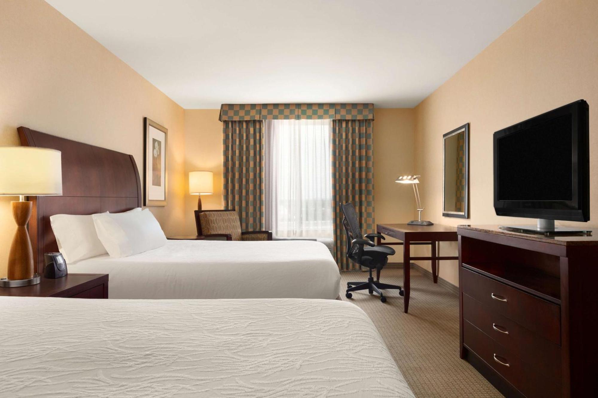 Hilton Garden Inn Dulles North Ashburn Exterior photo