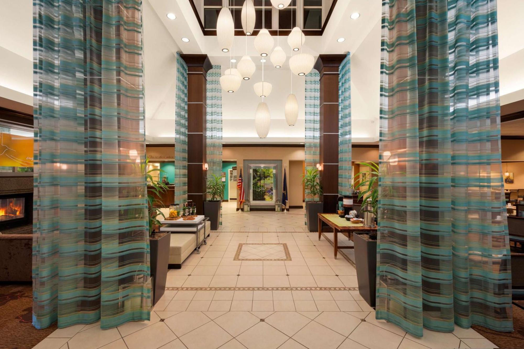 Hilton Garden Inn Dulles North Ashburn Exterior photo